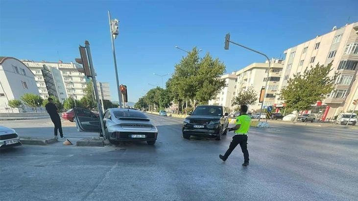 CHP’li vekil Gamze Akkuş İlgezdi Çanakkale’de kaza yaptı