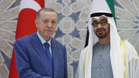 Cumhurbaşkanı Erdoğan, BAE Devlet Başkanı Al Nahyan’ı resmi merasimle karşıladı