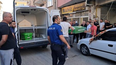 Dehşet sineması değil gerçek! ‘Kanepeden düşüp öldü’