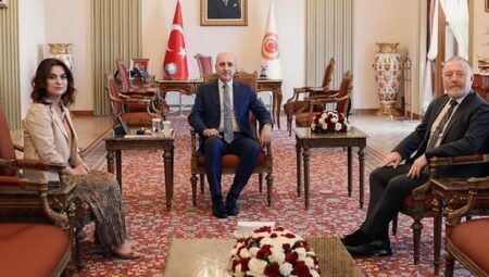 DEM Parti heyeti TBMM Lideri Kurtulmuş’u ziyaret etti