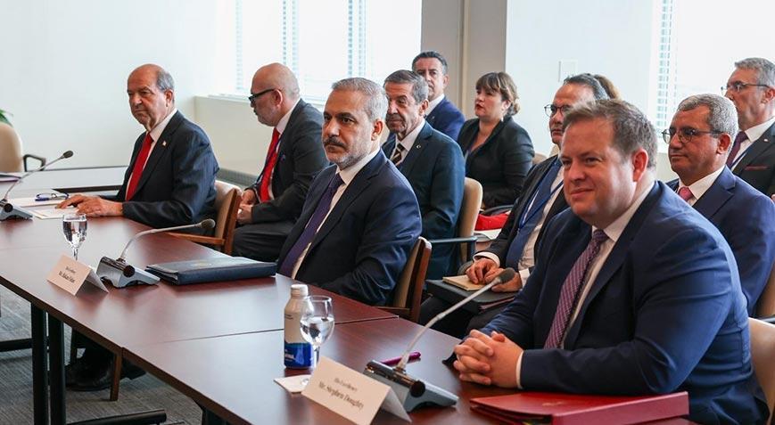 Dışişleri Bakanı Hakan Fidan Kıbrıs Gayrıresmi Toplantısı’na katıldı