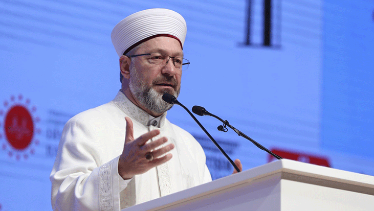 Diyanet İşleri Başkanı Erbaş: 15 Temmuz ulu direnişi, FETÖ ihanetini bütün taraflarıyla ifşa etmiştir