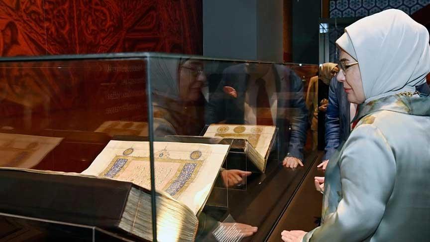 Emine Erdoğan, ‘Anadolu Selçukluları Standı’nı ziyaret etti