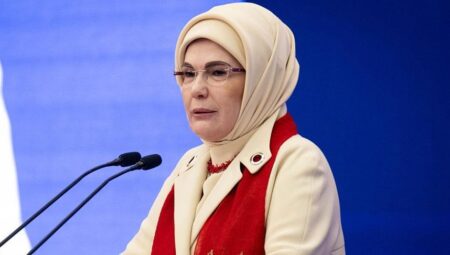 Emine Erdoğan’dan şehit olan 12 asker için başsağlığı iletisi