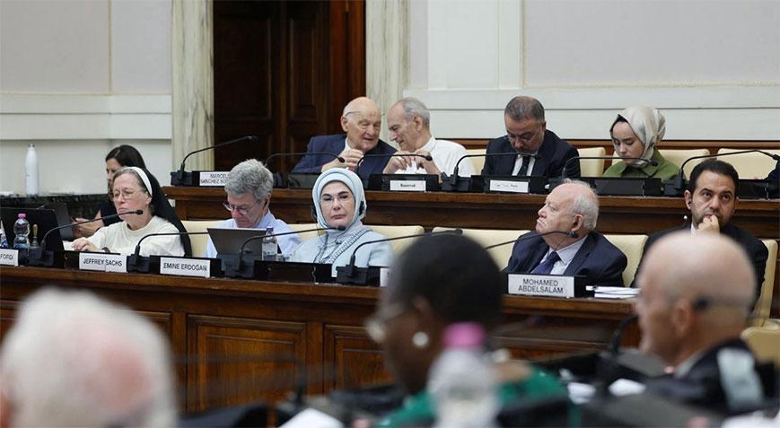 Emine Erdoğan’dan Vatikan’da ‘Dünya 5’ten büyüktür’ bildirisi