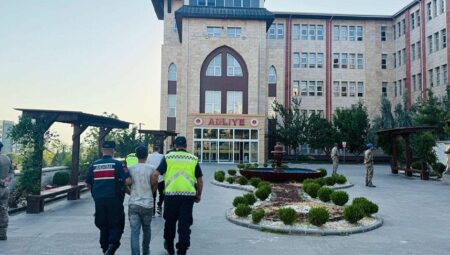 Eniştesini öldürdü, mısır tarlasında yakalandı