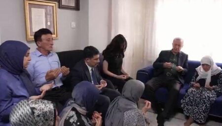 Erdoğan, 15 Temmuz şehit ailelerini ziyaret etti