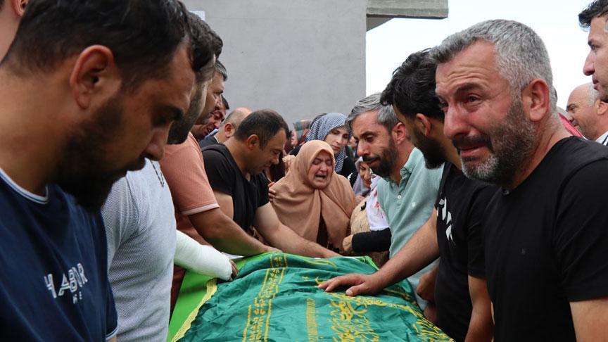 Erzurum’da taş ocağındaki göçükte ölen 3 personel son seyahatine uğurlandı