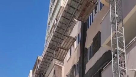 Feci son! İskele kırıldı, personeller yere çakıldı: 2 meyyit, 1 yaralı