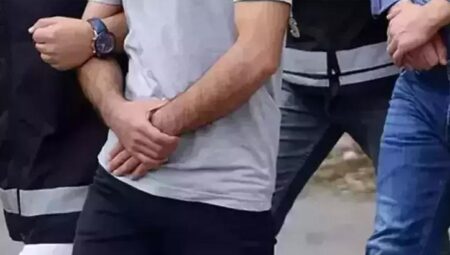 FETÖ’ye 15 vilayette dev operasyon! 24 kişi tutuklandı