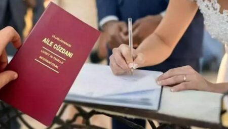 Geçersiz aşk şebekesi çökertildi: 10’u memur 30 gözaltı