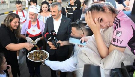 Gurbetçiler Türkiye’ye akın etti! 1 haftada 180 bin kişi giriş yaptı