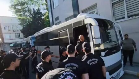İBB’ye yönelik yolsuzluk soruşturmasında kuşkulu sayısı 312’ye yükseldi