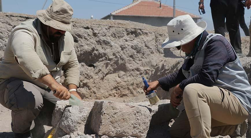 İç Anadolu’nun en büyük mozaik hafriyat çalışmasında heyecanlandıran gelişme