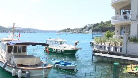 İstanbul Boğazı’ndaki kaçak yapı operasyonu sürüyor