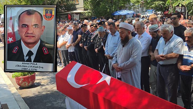 Kanserden ölen uzman jandarma, askeri merasimle toprağa verildi