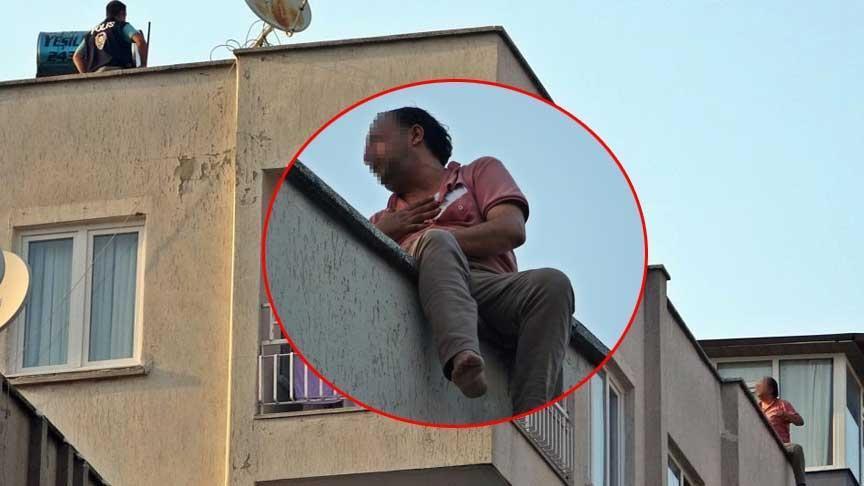 Karısına kızıp çatıya çıktı, itfaiyeyi perişan etti!