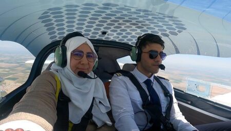 Konyalı anne oğluyla tıpkı kokpitte: Ona ‘ders çalış’ demektense kendim ders çalıştım