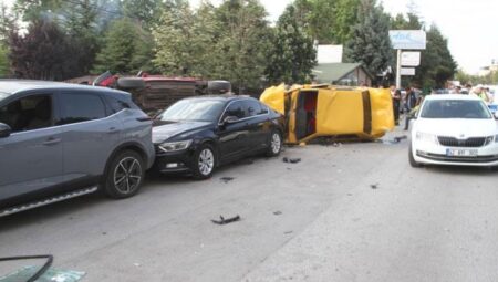 Makas atan ehliyetsiz şoför ortalığı savaş alanına çevirdi