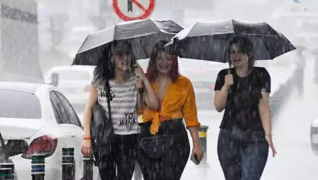 Meteoroloji yeni harita paylaştı! Bir ikaz da bakanlıktan geldi: 9 ile sağanak geliyor