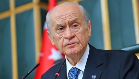 MHP lideri Bahçeli: 15 Temmuz işgal ve ihanete karşı milletin kıyamıdır