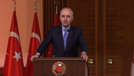 Numan Kurtulmuş: 15 Temmuz tesadüfen ortaya çıkmış değil, yıllar içerisinde hazırlanmış bir ihanetti