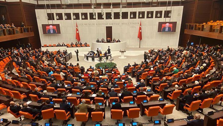Özgür Özel’e ilişkin dokunulmazlık evrakı Meclis’e sunuldu