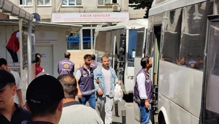 Saraçhane’de gözaltına alınan şüphelilerden 15’ü tutuklama talebiyle hakimliğe sevk edildi