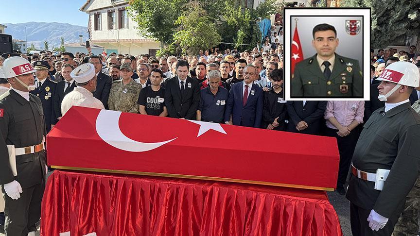 Şehit Mühimmat Astsubay Kıdemli Çavuş Akdoğan, son seyahatine uğurlandı