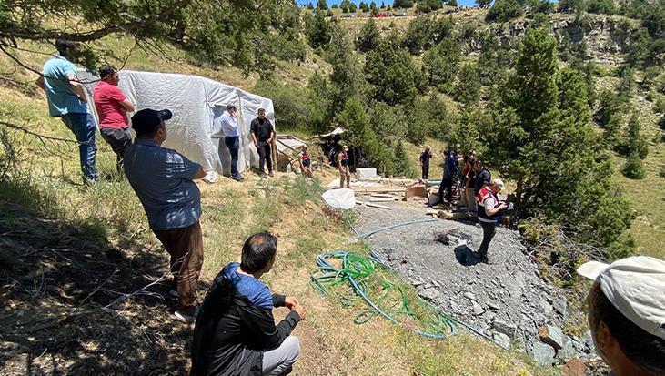 Son dakika! Erzurum’da taş ocağında göçük: 3 meyyit