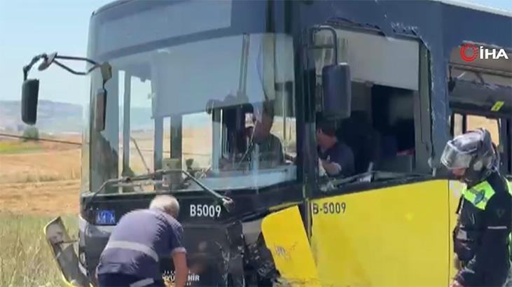 Son dakika… İETT otobüsü ile araba baş başa çarpıştı! Şoför hayatını kaybetti