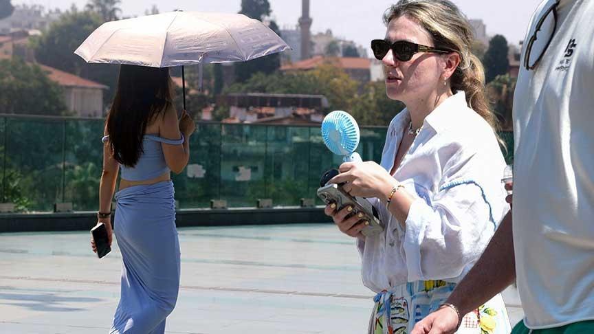 Son dakika… Meteoroloji’den ihtarlar peş peşe geldi: 45 dereceyle Temmuz’un en sıcak günü olacak