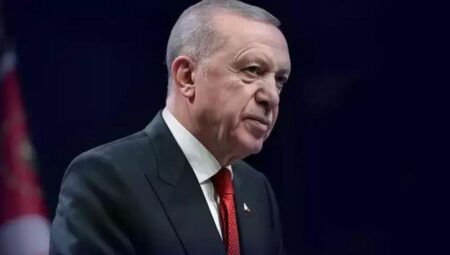Tarihi konuşmada üç kritik bildiri