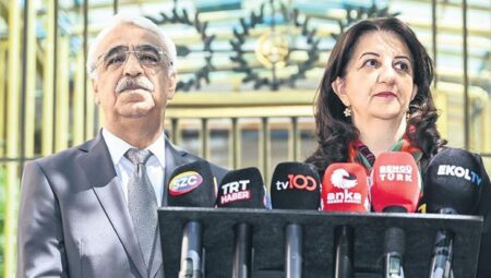 ‘Terörsüz Türkiye’de hareketli günler: İmralı’ya 6. ziyaret