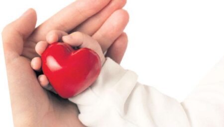 Üç aylık bebeğe hayat veren nakil: Meyyit kalp yine çalıştırıldı