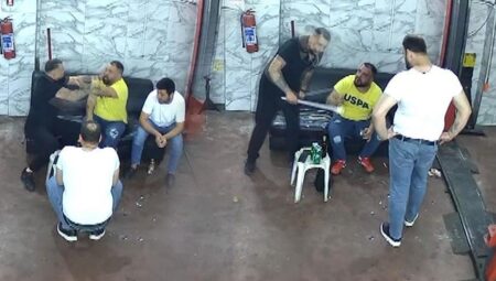 Yer: Sakarya! Tartıştıkları kişiyi levye ile döven 2 kuşkulu tutuklandı