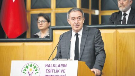 ‘Yol haritasının çıkmasını umut ediyoruz’